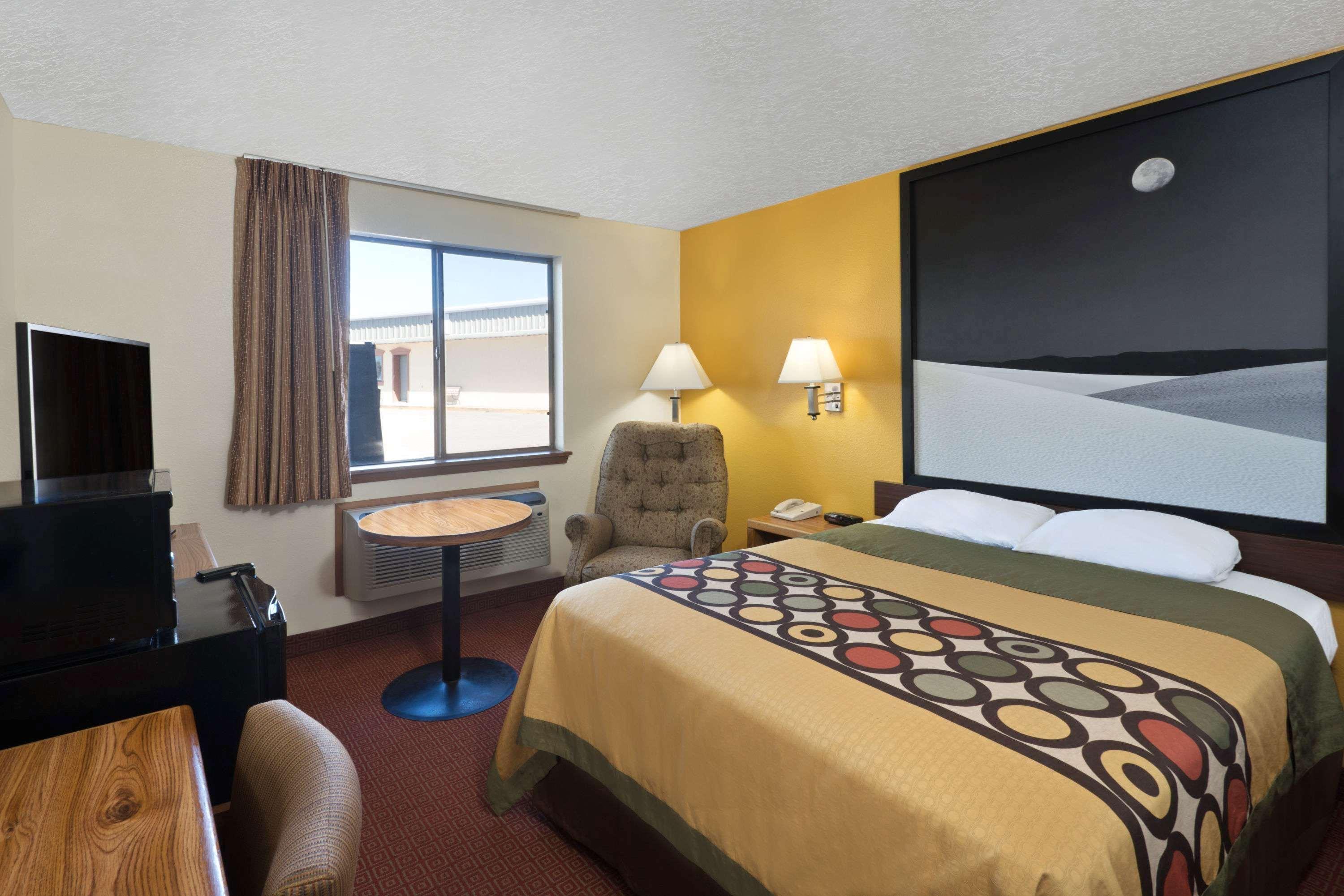 Super 8 By Wyndham Alamogordo - White Sands المظهر الخارجي الصورة