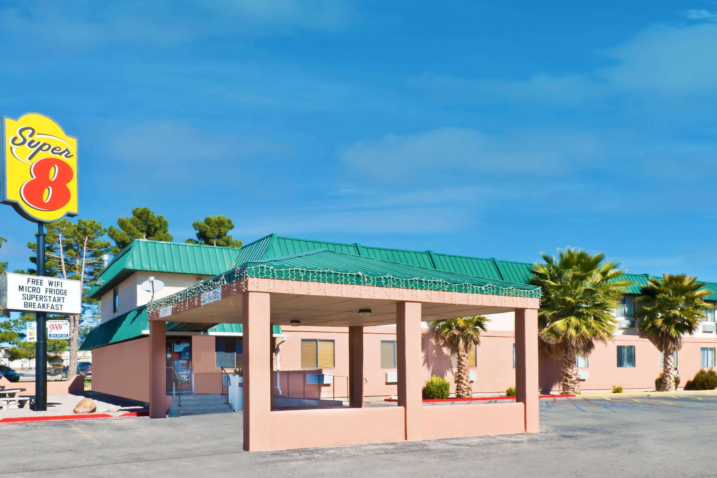 Super 8 By Wyndham Alamogordo - White Sands المظهر الخارجي الصورة